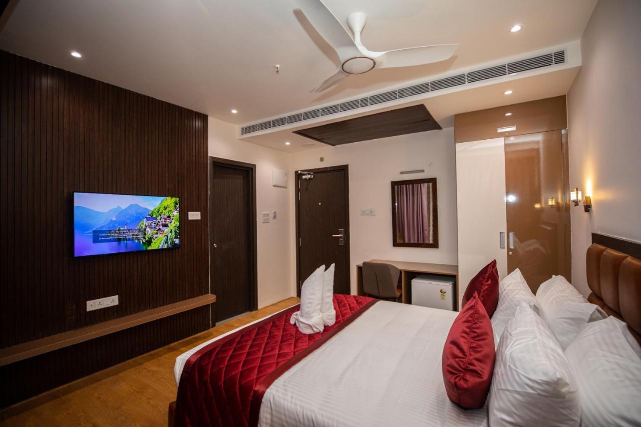 Hotel Silver Cle Hyderabad Exterior photo