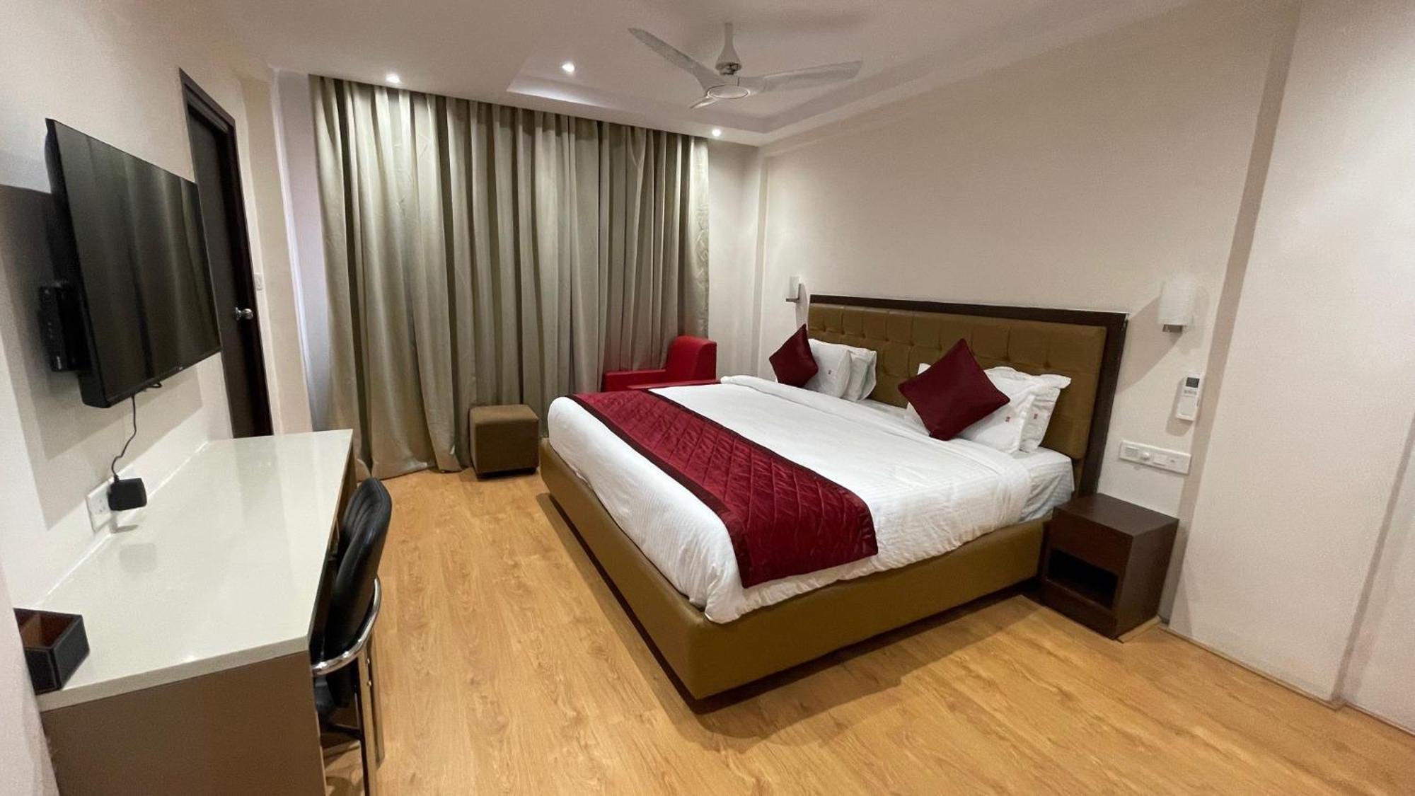 Hotel Silver Cle Hyderabad Exterior photo