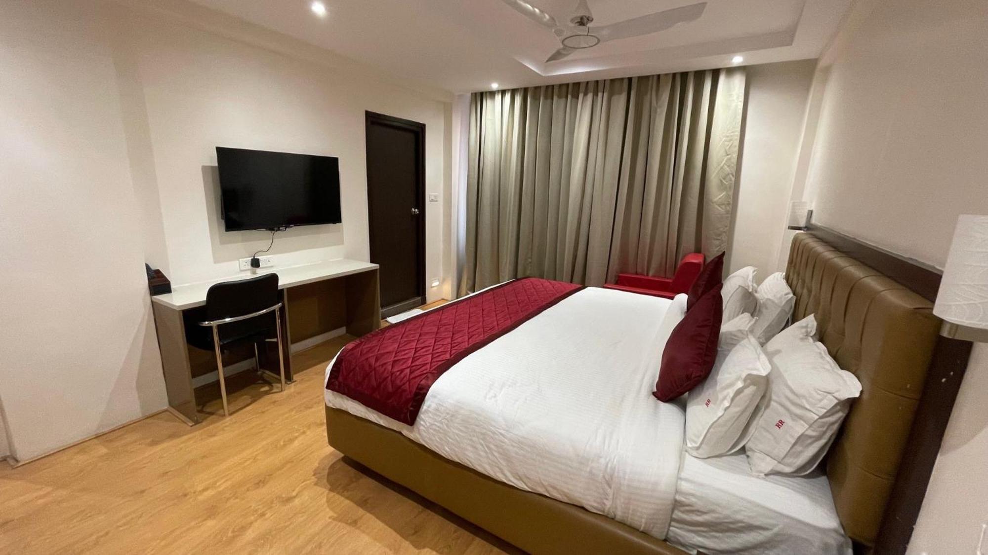 Hotel Silver Cle Hyderabad Exterior photo